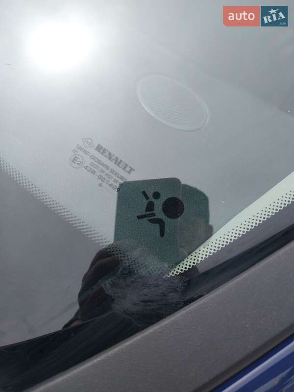 Хэтчбек Renault Clio 2006 в Владимире