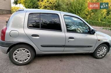 Хетчбек Renault Clio 2000 в 