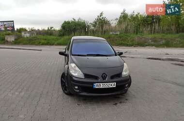 Хэтчбек Renault Clio 2007 в 