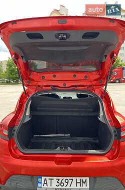 Хэтчбек Renault Clio 2013 в 