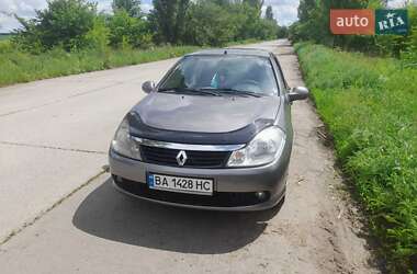 Седан Renault Clio 2010 в 