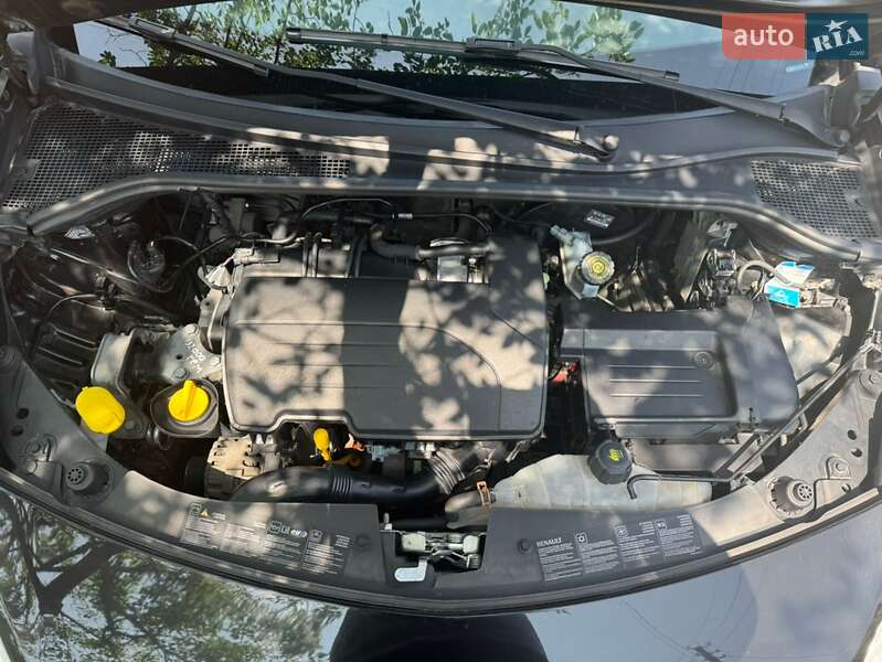 Хэтчбек Renault Clio 2012 в Малине