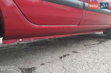 Седан Renault Clio 2005 в 