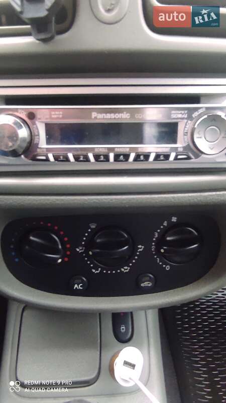 Седан Renault Clio 2005 в Новом Роздоле фото 14 Седан Renault Clio 2005 в Новом Роздоле