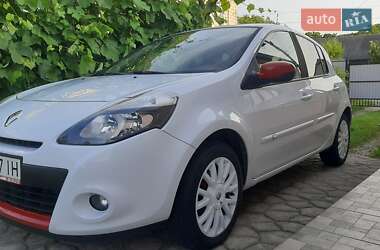 Хэтчбек Renault Clio 2010 в Зенькове
