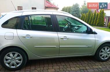 Универсал Renault Clio 2012 в 