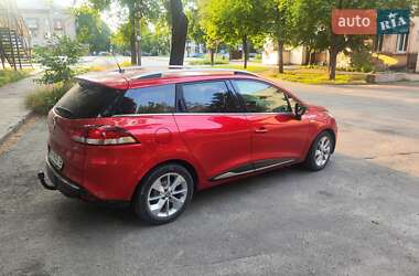Универсал Renault Clio 2016 в 