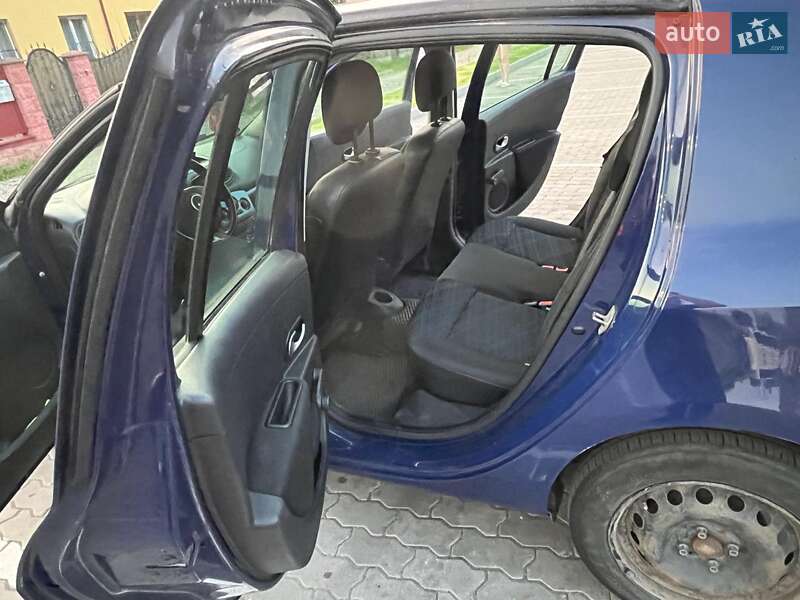 Хэтчбек Renault Clio 2008 в Львове