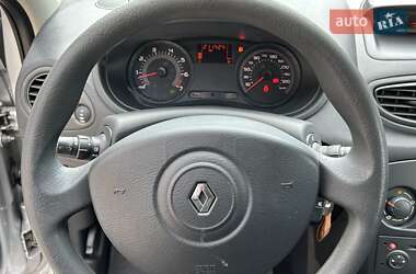 Хэтчбек Renault Clio 2008 в 