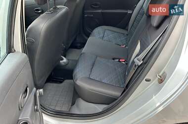 Хэтчбек Renault Clio 2008 в 
