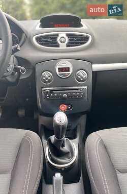Универсал Renault Clio 2010 в 