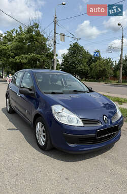 Хэтчбек Renault Clio 2008 в 