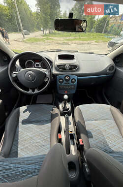 Хэтчбек Renault Clio 2008 в 