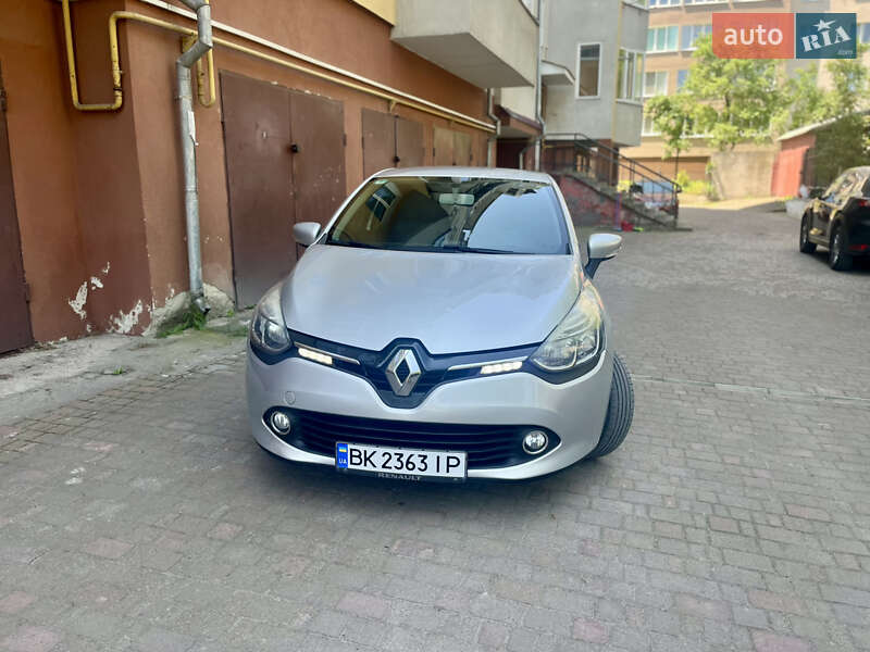 Хэтчбек Renault Clio 2013 в Ивано-Франковске