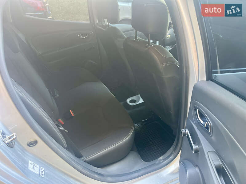 Хэтчбек Renault Clio 2013 в Ивано-Франковске