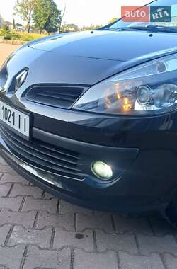 Хэтчбек Renault Clio 2008 в 