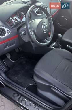 Хэтчбек Renault Clio 2008 в 