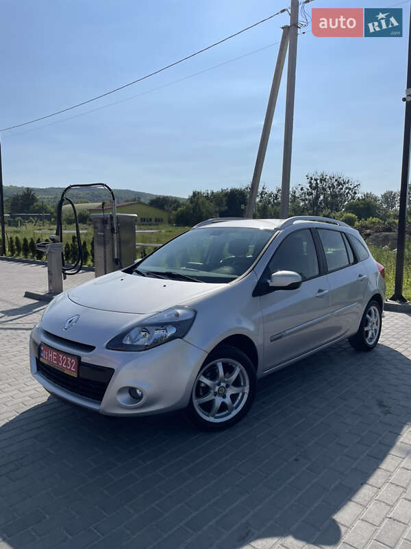 Універсал Renault Clio 2012 в 