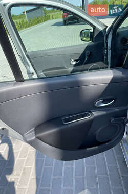 Універсал Renault Clio 2012 в 