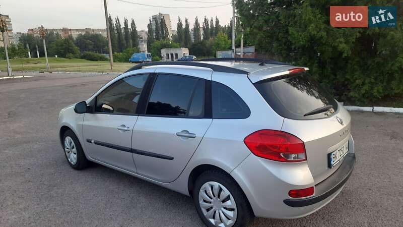Универсал Renault Clio 2010 в Ровно