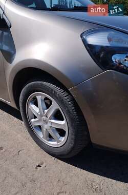 Универсал Renault Clio 2012 в 