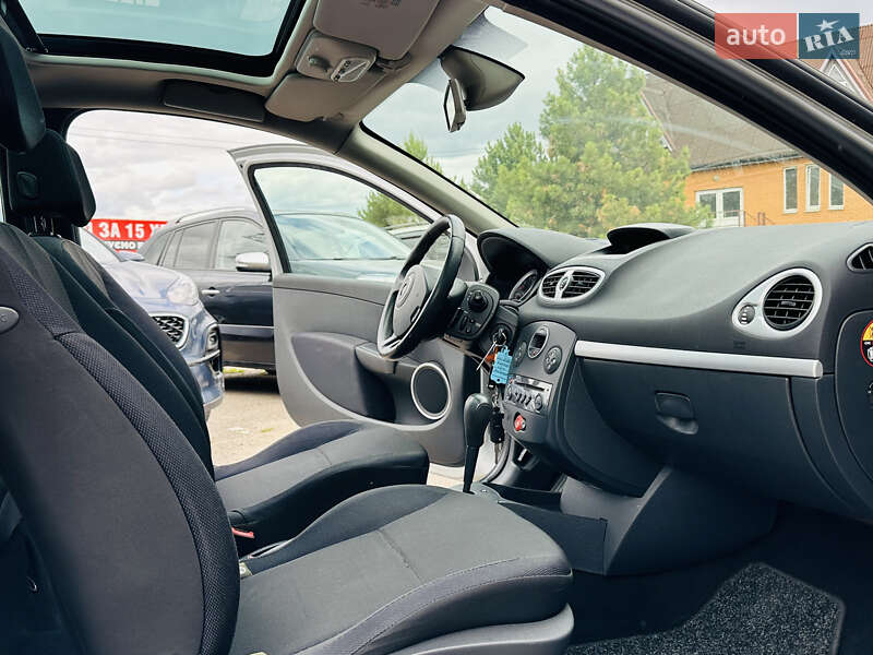 Хэтчбек Renault Clio 2006 в Харькове