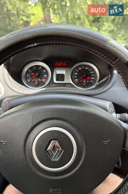 Хэтчбек Renault Clio 2008 в 