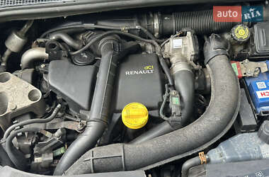 Универсал Renault Clio 2010 в 