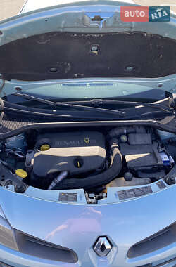 Хэтчбек Renault Clio 2007 в 