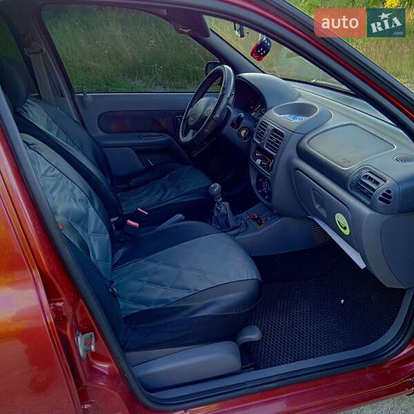 Хэтчбек Renault Clio 1998 в Красилове