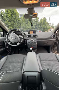 Универсал Renault Clio 2010 в 