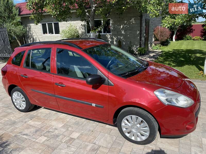 Универсал Renault Clio 2009 в Дубно