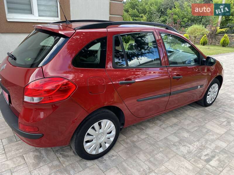 Универсал Renault Clio 2009 в Дубно