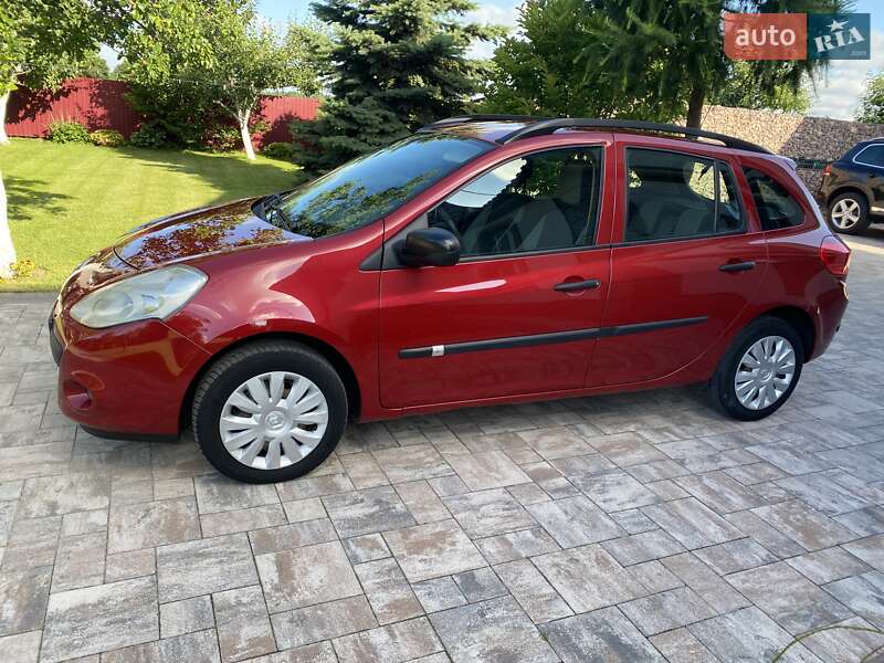 Универсал Renault Clio 2009 в Дубно