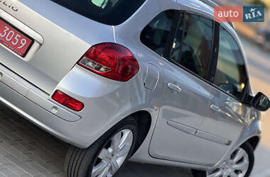 Універсал Renault Clio 2010 в 
