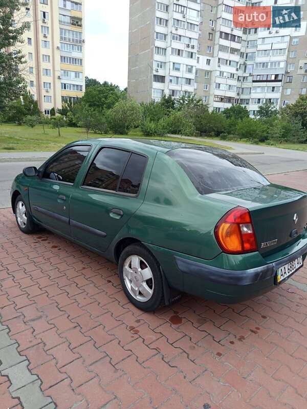 Renault Clio 2002