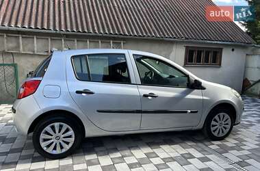 Хэтчбек Renault Clio 2008 в 