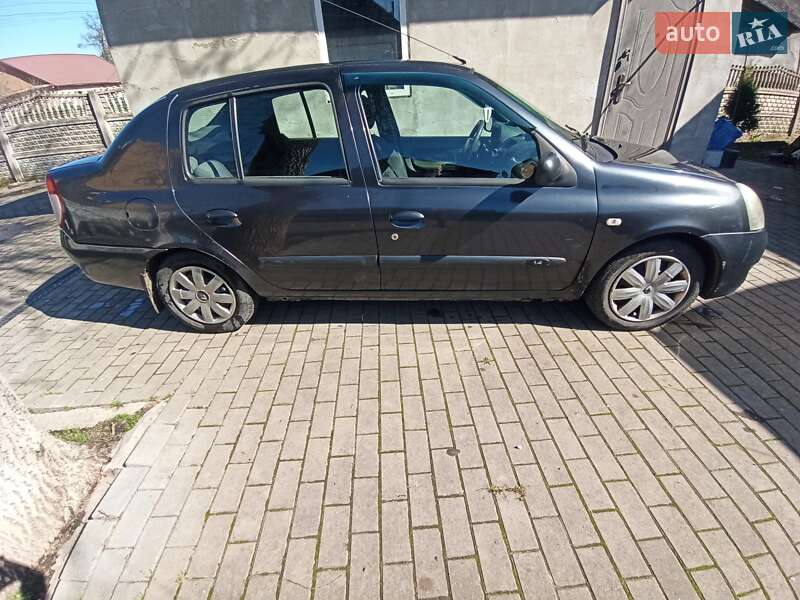 Седан Renault Clio 2008 в Луцке