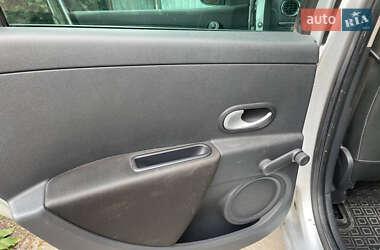 Универсал Renault Clio 2011 в 