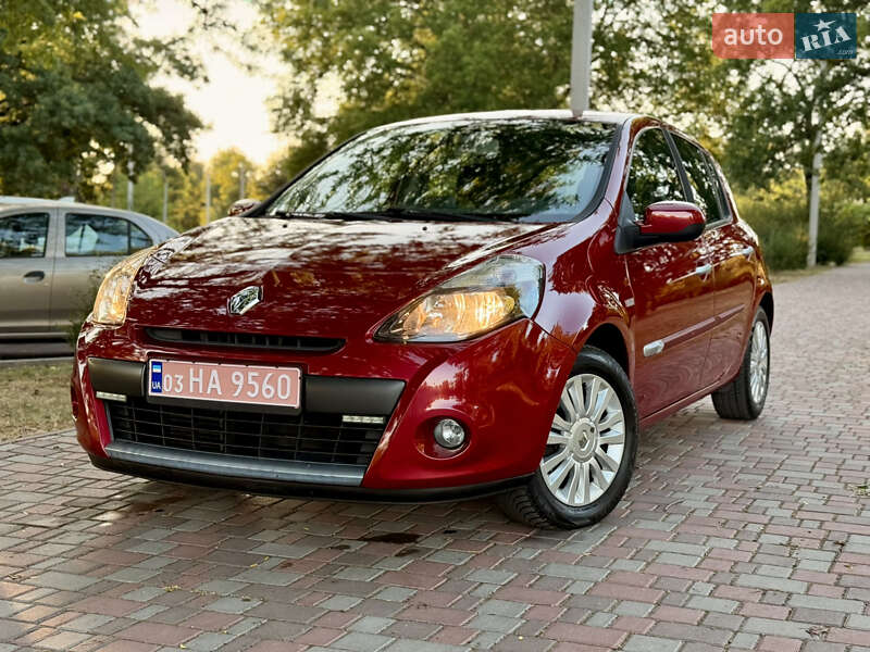 Хетчбек Renault Clio 2010 в Кропивницькому