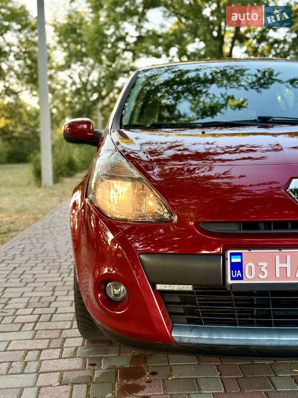 Хетчбек Renault Clio 2010 в Кропивницькому