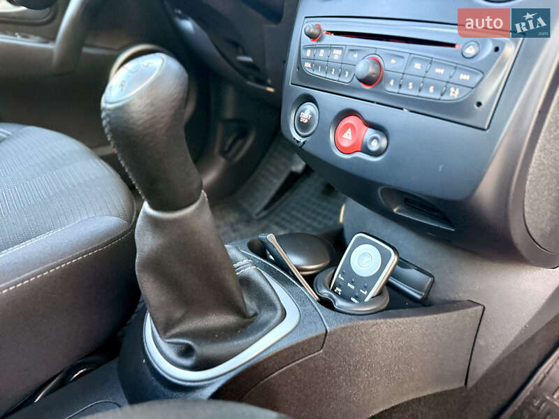 Хетчбек Renault Clio 2010 в Кропивницькому