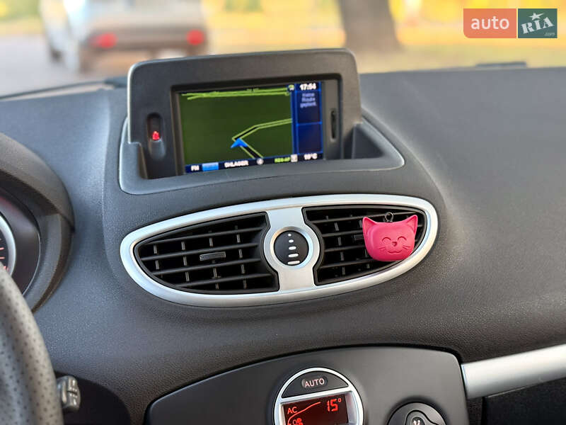 Хетчбек Renault Clio 2010 в Кропивницькому