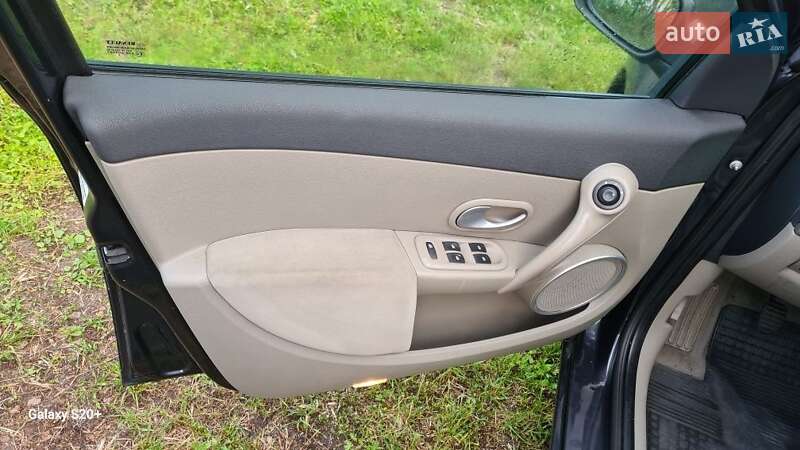 Хэтчбек Renault Clio 2007 в Борисполе