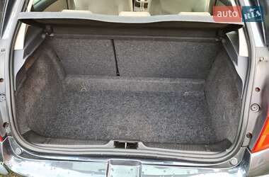 Хетчбек Renault Clio 2007 в 