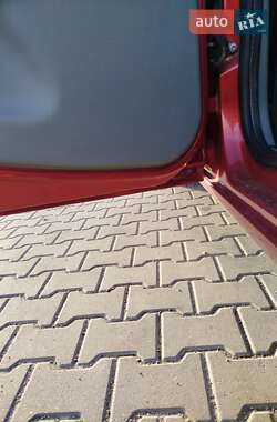 Седан Renault Clio 2007 в 