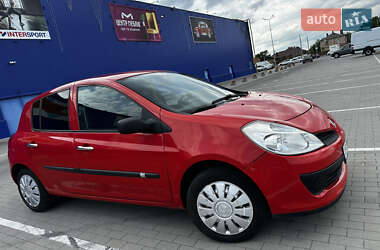 Хэтчбек Renault Clio 2008 в 