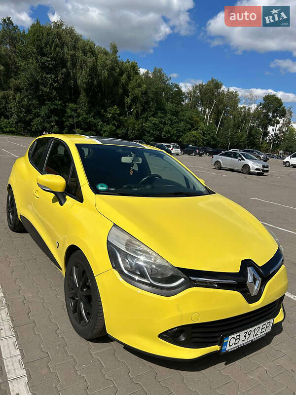 Хэтчбек Renault Clio 2012 в Чернигове