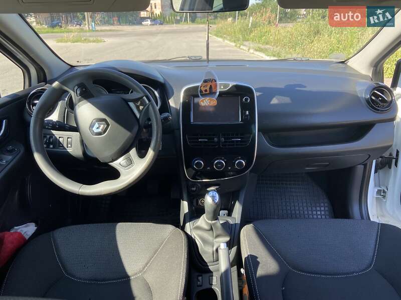 Универсал Renault Clio 2015 в Недригайлове