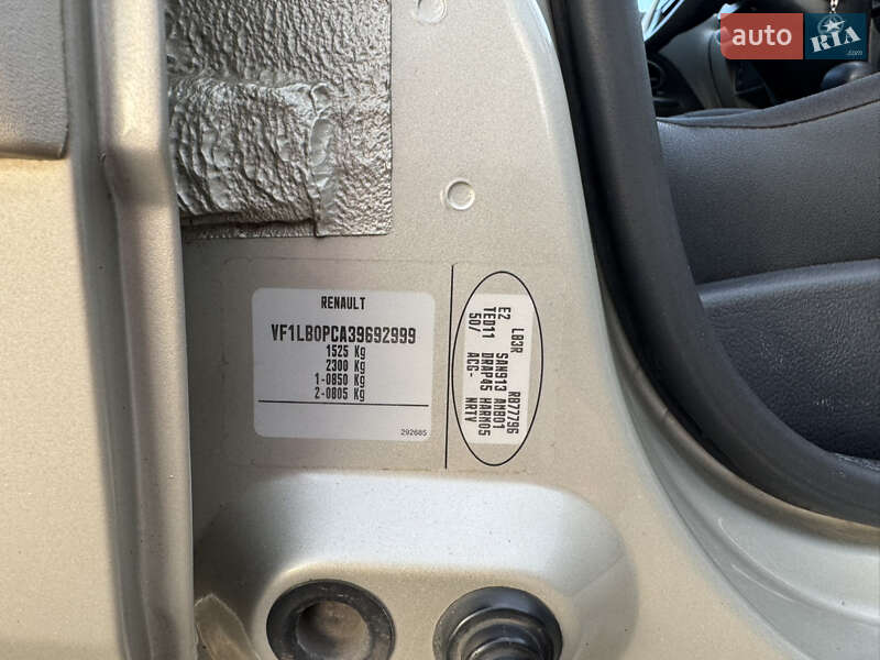 Седан Renault Clio 2008 в Киеве